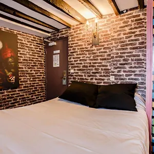 Hotel Absolute Republique **