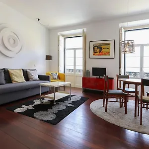 Downtown Delight By Homing Apartamento