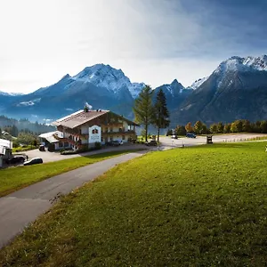 Hotel Hotel-gasthof Nutzkaser ***