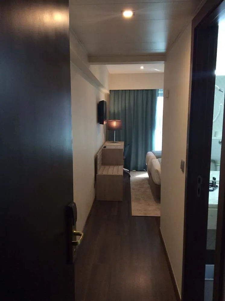 Vip Executive Zurique Hotel Lisboa 3*,  Portugal